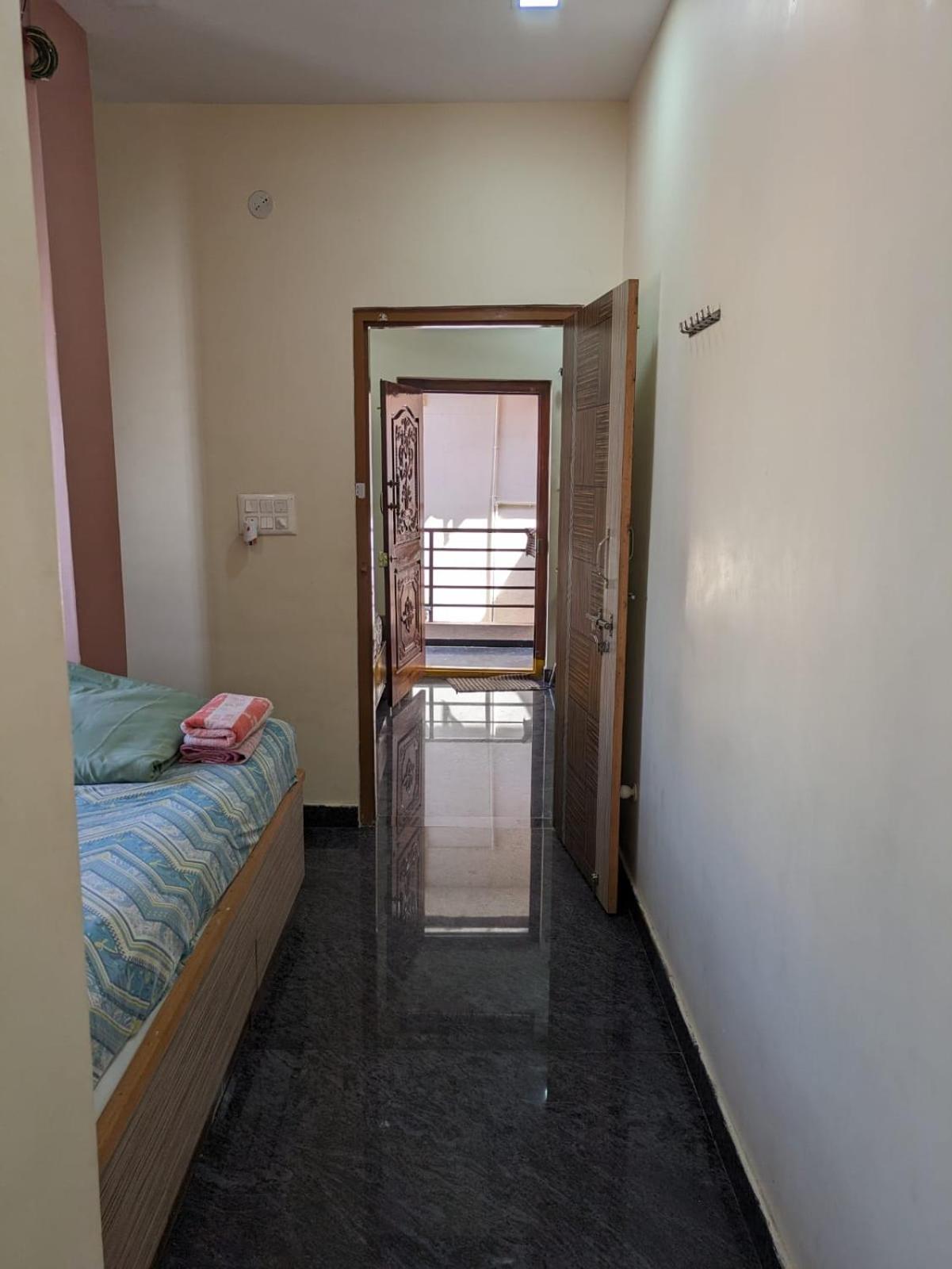 Vijayanagara Home Stay 함피 외부 사진